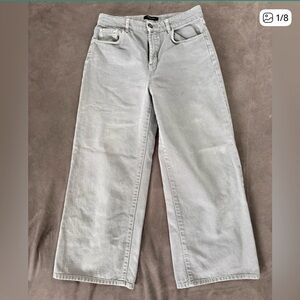 Massimo Dutti jeans size 6. Waist is 14.5” and inseam 24.5”